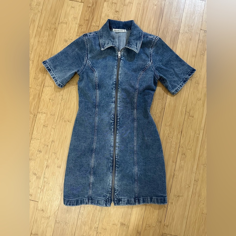 Abercrombie & Fitch Denim Dress